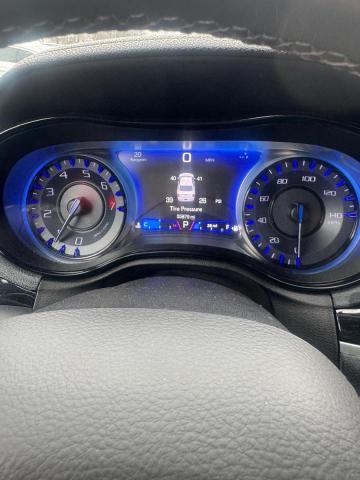 Photo 8 from auction – 2020 CHRYSLER 300 S with VIN 2C3CCABG5LH158682
