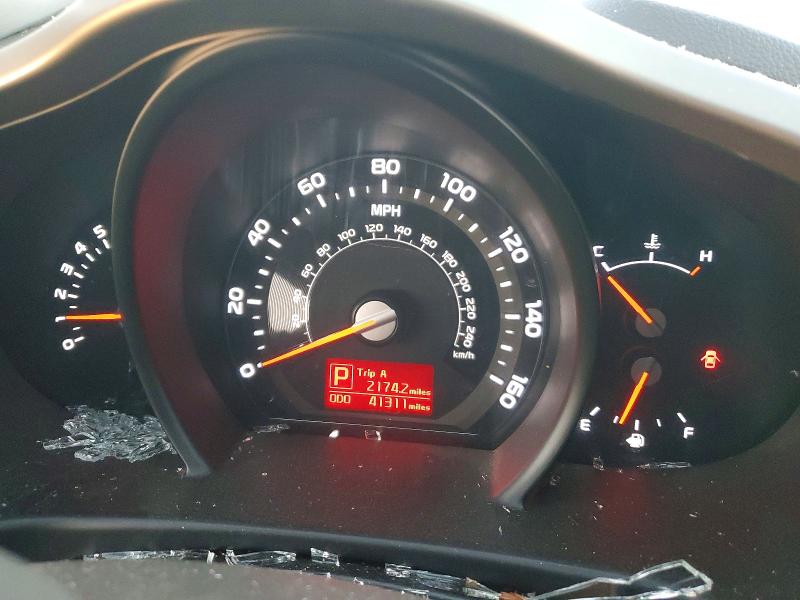 Photo 9 from auction – 2014 KIA SPORTAGE B with VIN KNDPB3AC8E7640619