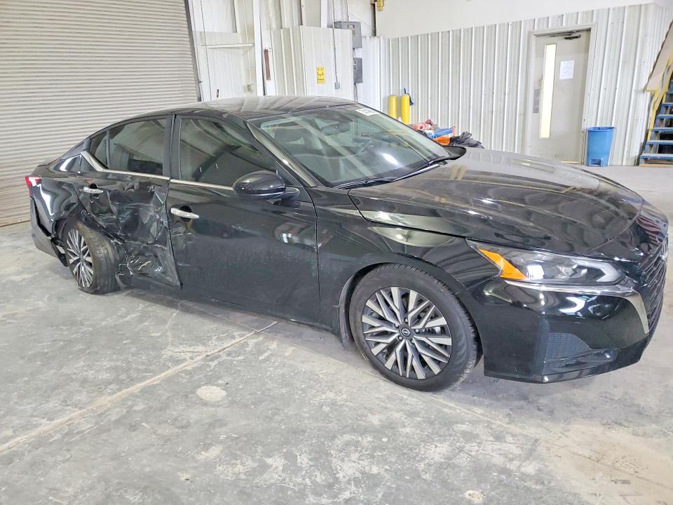 Photo 4 from auction – 2024 NISSAN ALTIMA with VIN 1N4BL4DVXRN324768