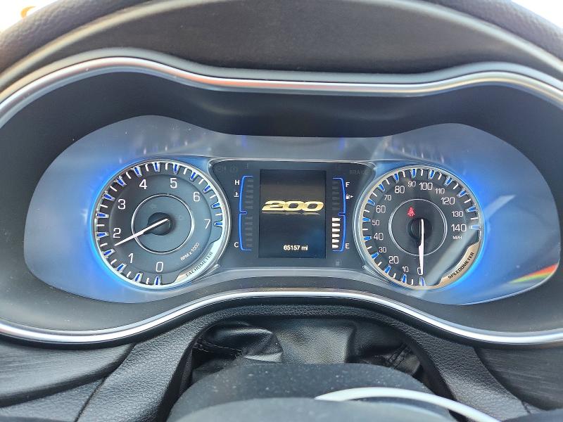 Photo 9 from auction – 2016 CHRYSLER 200 LIMITE with VIN 1C3CCCAB8GN181775