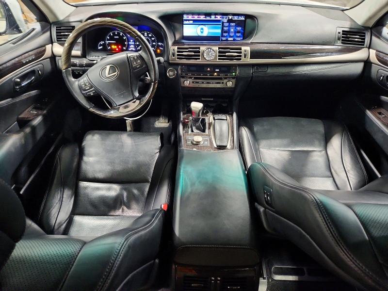 Photo 8 from auction – 2013 LEXUS LS with VIN JTHBL5EF7D5120704