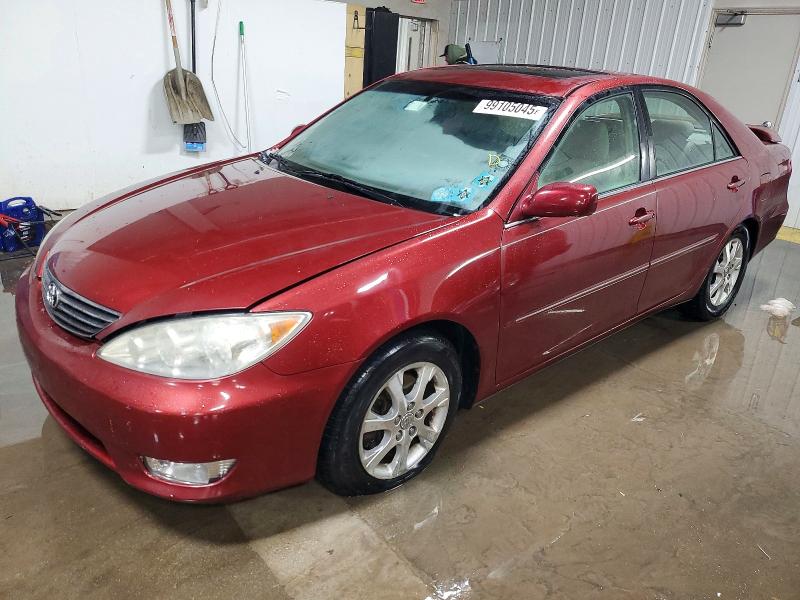 TOYOTA CAMRY 2005 with VIN 4T1BF30K55U106403 - Photo from auction