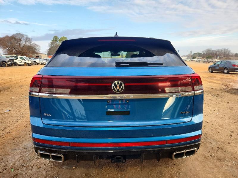Photo 6 from auction – 2024 VOLKSWAGEN ATLAS CROS with VIN 1V2AE2CA1RC246717