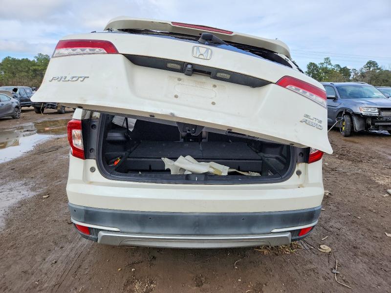 Photo 6 from auction – 2019 HONDA PILOT ELIT with VIN 5FNYF6H01KB021601