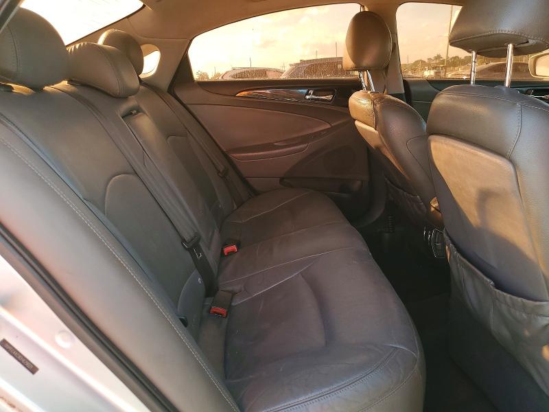 Photo 10 from auction – 2013 HYUNDAI SONATA SE with VIN 5NPEC4AC9DH629021