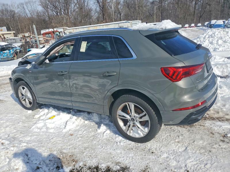 Photo 2 from auction – 2021 AUDI Q3 PREMIUM with VIN WA1DECF38M1122363