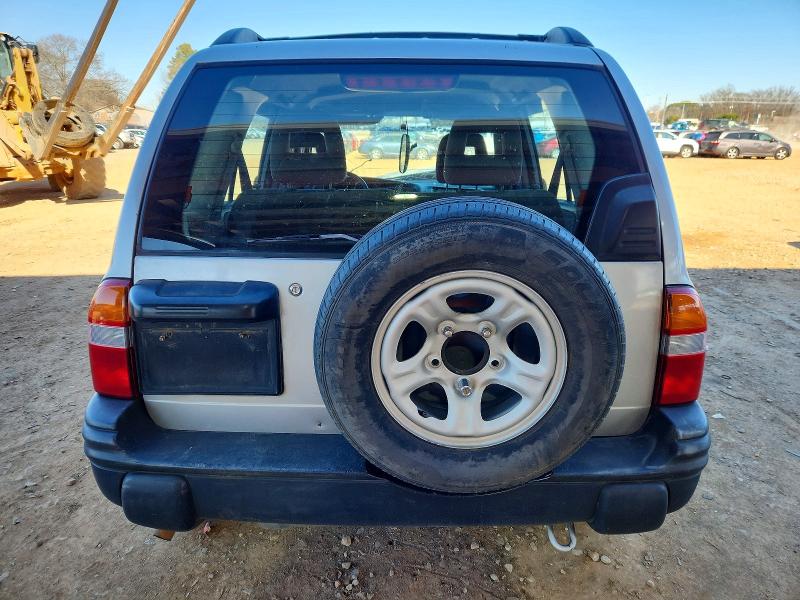 Photo 6 from auction – 2002 CHEVROLET TRACKER with VIN 2CNBE13C926935044