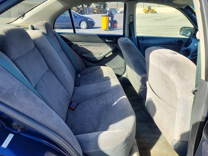 Photo 10 from auction – 2002 HONDA CIVIC EX with VIN 2HGES26732H568341