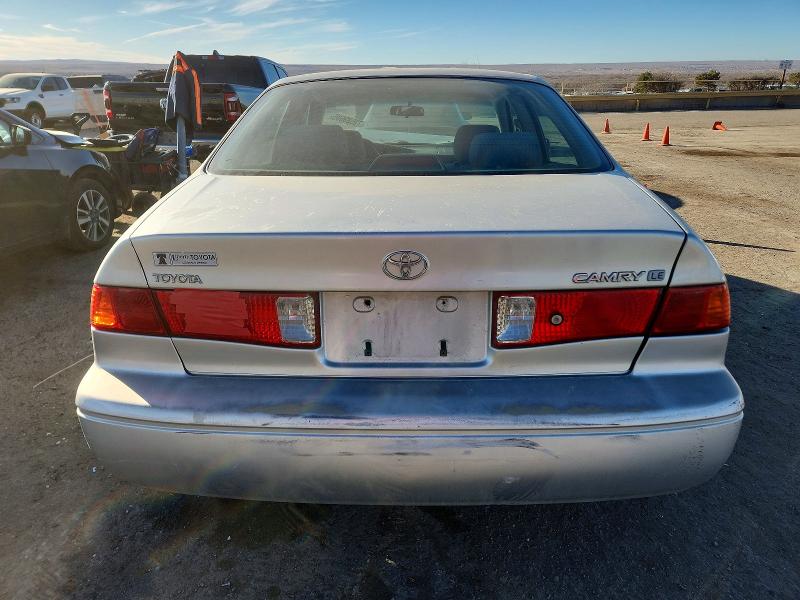 Photo 6 from auction – 2001 TOYOTA CAMRY CE with VIN JT2BG22K810554797