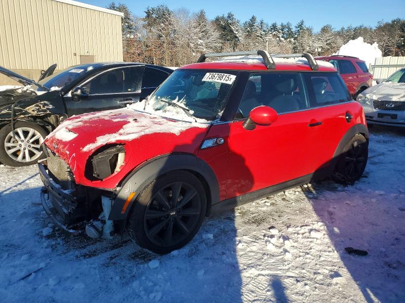 MINI COOPER 2013 with VIN WMWSV3C54DT477387 - Photo from auction