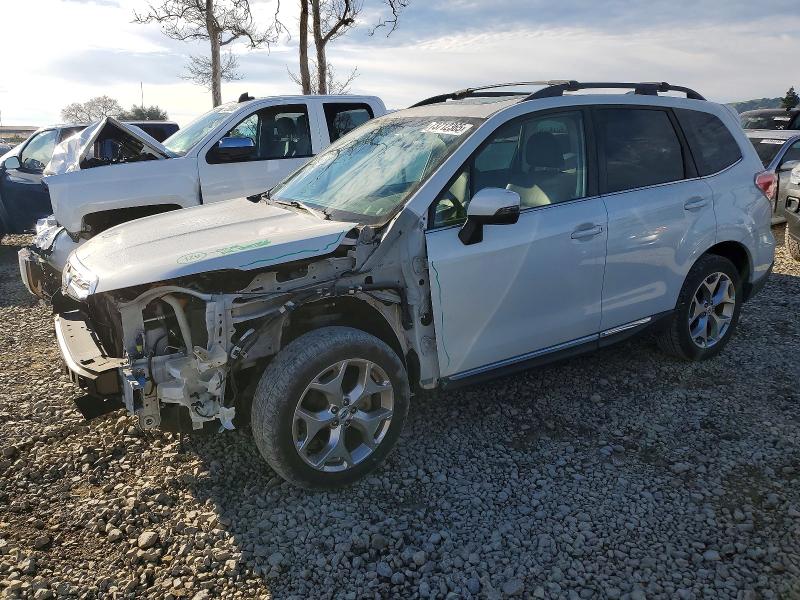 SUBARU FORESTER 2 2017 with VIN JF2SJAWC0HH586890 - Photo from auction
