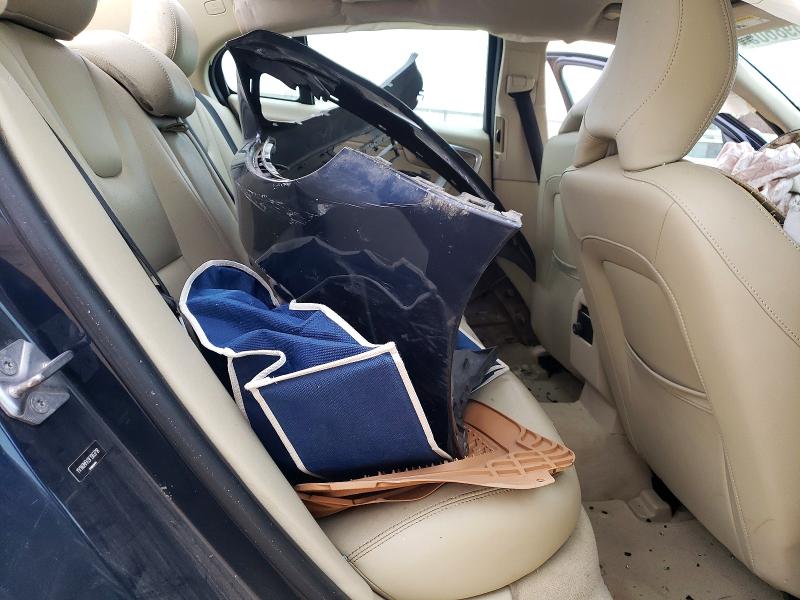Photo 10 from auction – 2015 VOLVO S60 PREMIE with VIN YV140MFK9F1363718