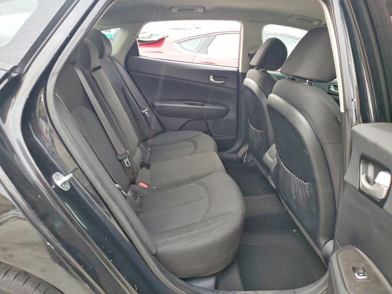 Photo 10 from auction – 2016 KIA OPTIMA LX with VIN KNAGT4L32G5111193