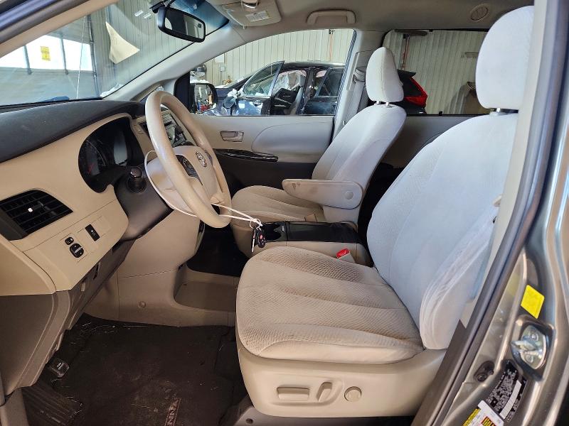 Photo 7 from auction – 2011 TOYOTA SIENNA LE with VIN 5TDKK3DC6BS102170