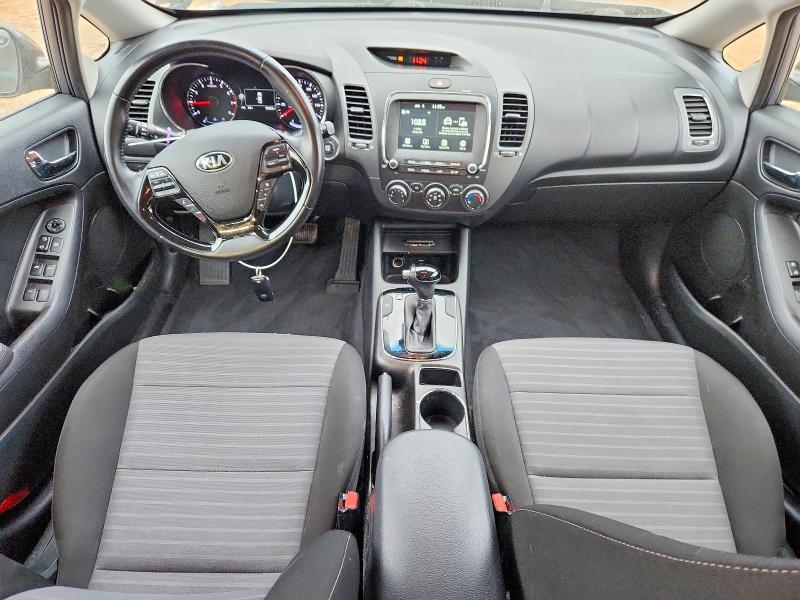 Photo 8 from auction – 2018 KIA FORTE LX with VIN 3KPFL4A77JE267293