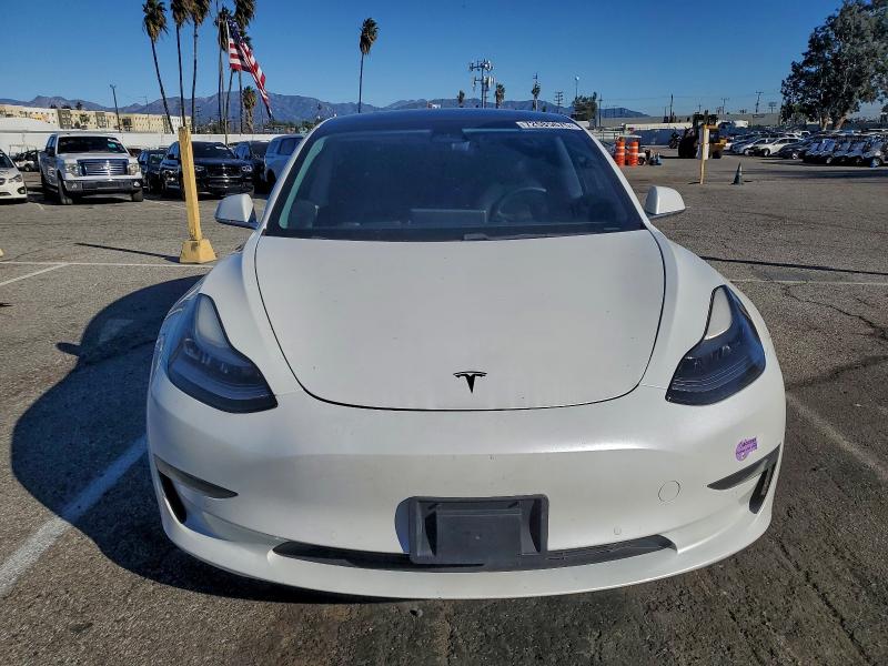 Photo 5 from auction – 2019 TESLA MODEL 3 with VIN 5YJ3E1EB2KF512412