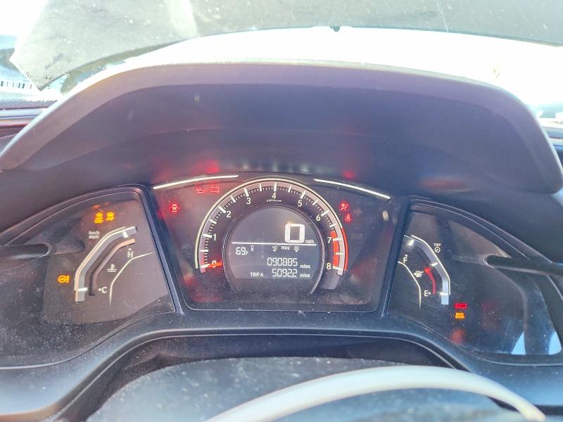 Photo 9 from auction – 2018 HONDA CIVIC LX with VIN 2HGFC2E52JH504999