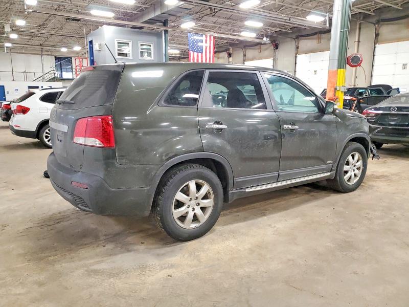 Photo 3 from auction – 2011 KIA SORENTO BA with VIN 5XYKTCA14BG098312