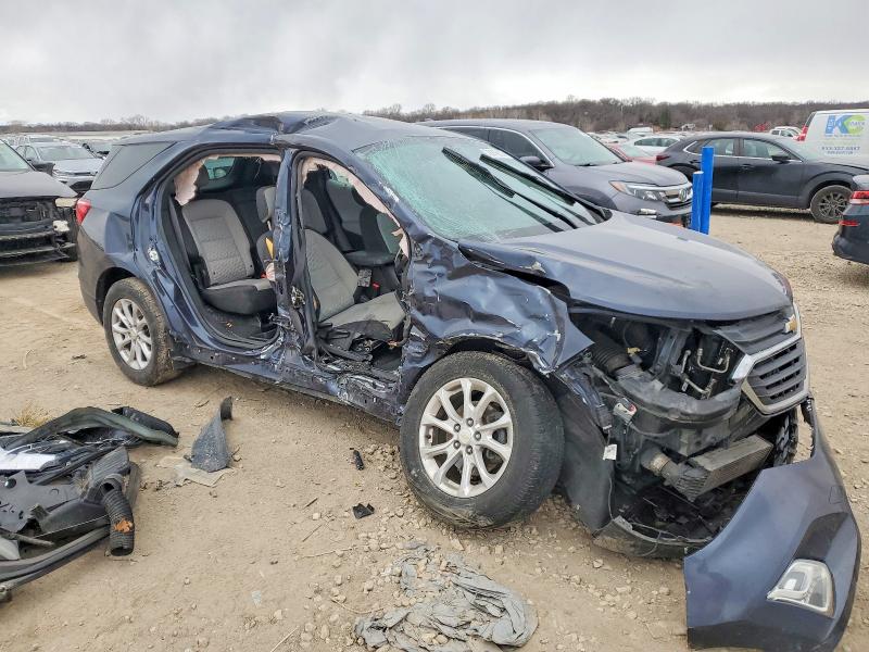 Photo 4 from auction – 2018 CHEVROLET EQUINOX with VIN 3GNAXHEV2JS544472