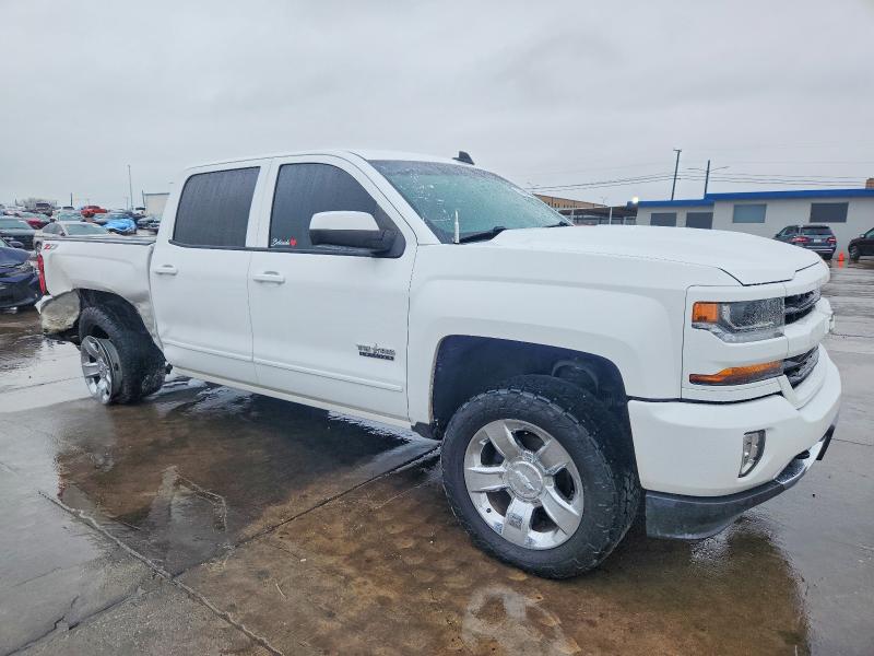 Photo 4 from auction – 2017 CHEVROLET SILVERADO with VIN 3GCUKREC0HG123601