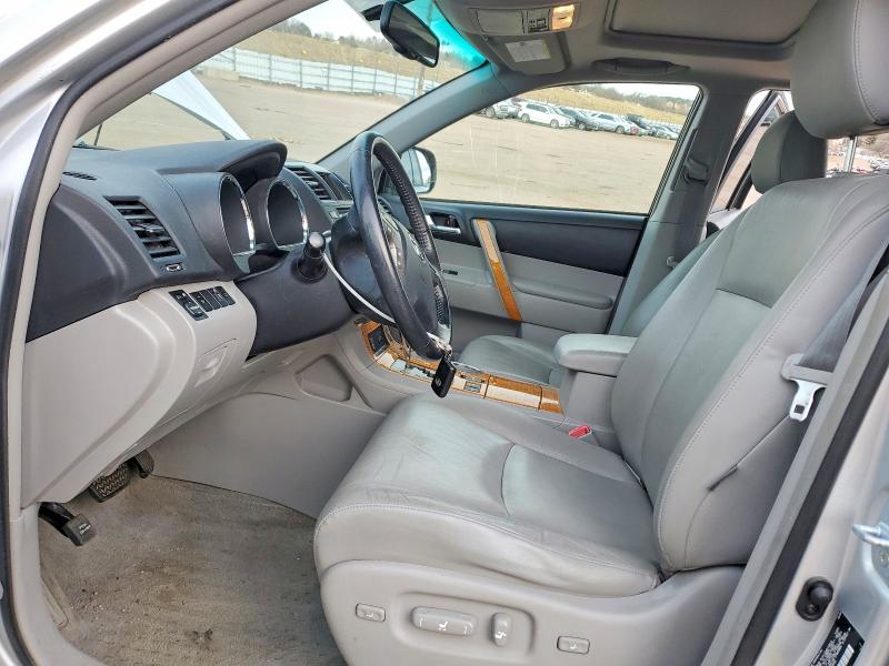 Photo 7 from auction – 2010 TOYOTA HIGHLANDER with VIN JTEJW3EH8A2041805