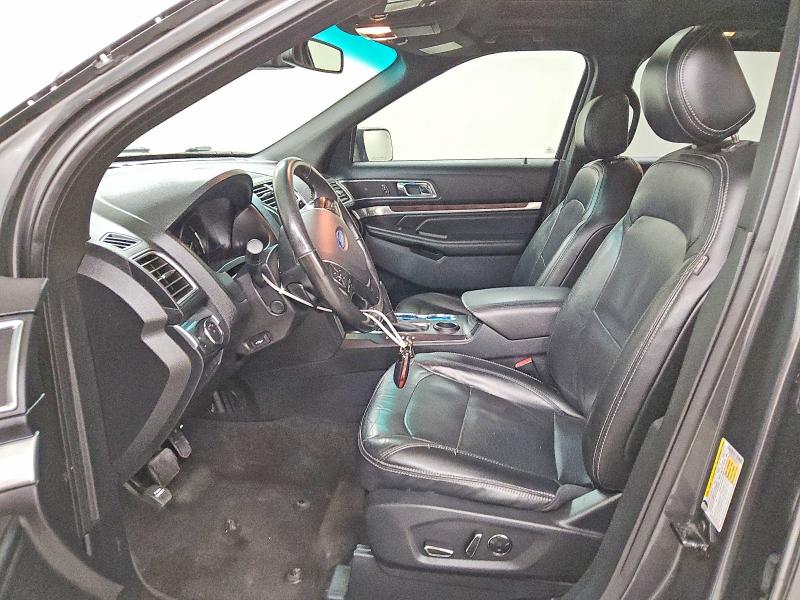 Фото 7 с аукциона – 2016 FORD EXPLORER L с VIN 1FM5K7F81GGA43474