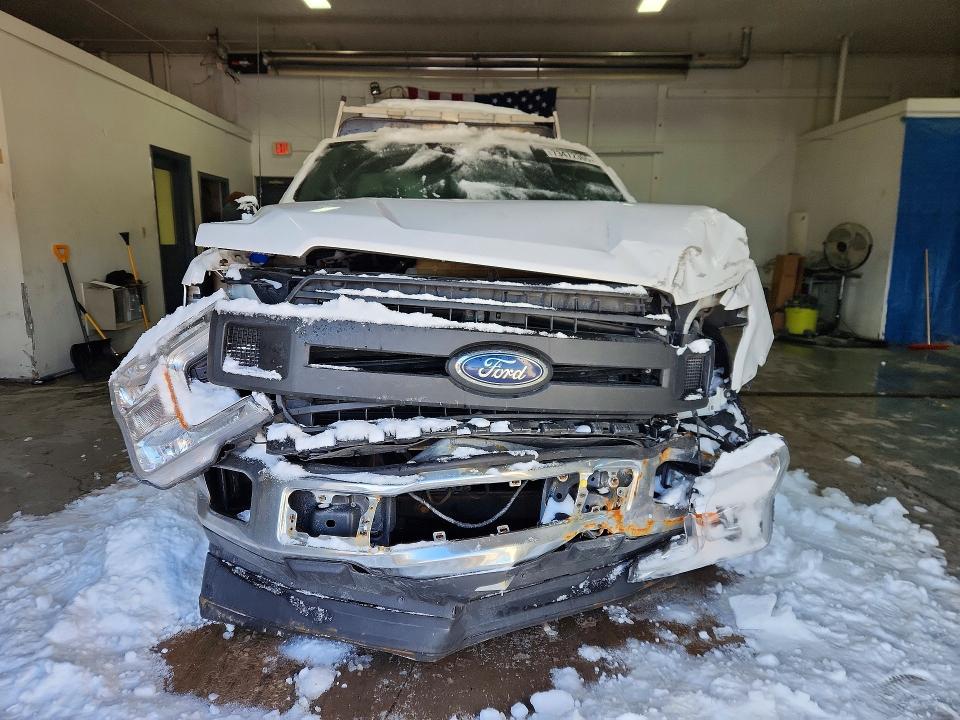 Photo 5 from auction – 2018 FORD F150 with VIN 1FTMF1CB0JKF70167