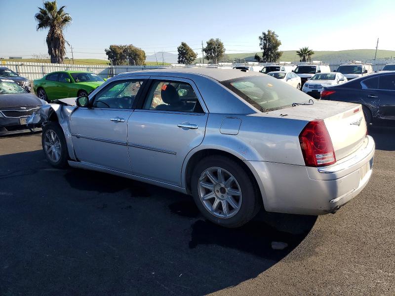 Photo 2 from auction – 2010 CHRYSLER 300C with VIN 2C3CA6CT5AH114273