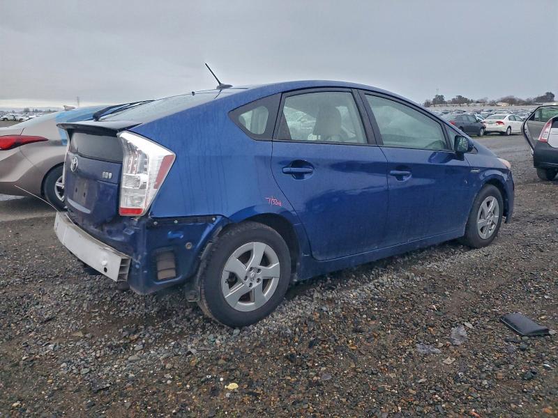 Photo 3 from auction – 2011 TOYOTA PRIUS with VIN JTDKN3DUXB0256240