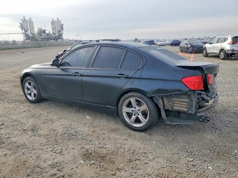 Photo 2 from auction – 2013 BMW 328 I SULE with VIN WBA3C1C56DF436532