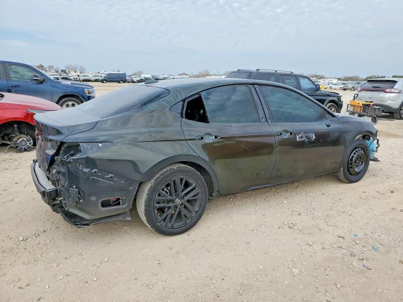 Photo 3 from auction – 2025 TOYOTA CAMRY with VIN 4T1DAACK0SU114752