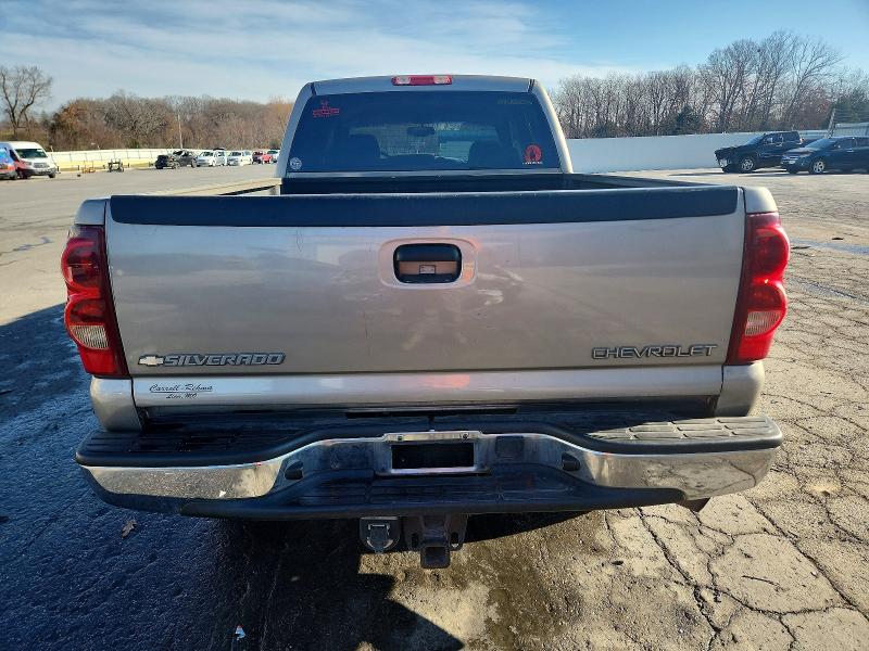 Zdjęcie 6 z aukcji – 2003 CHEVROLET SILVERADO z VIN 1GCHK231X3F221734