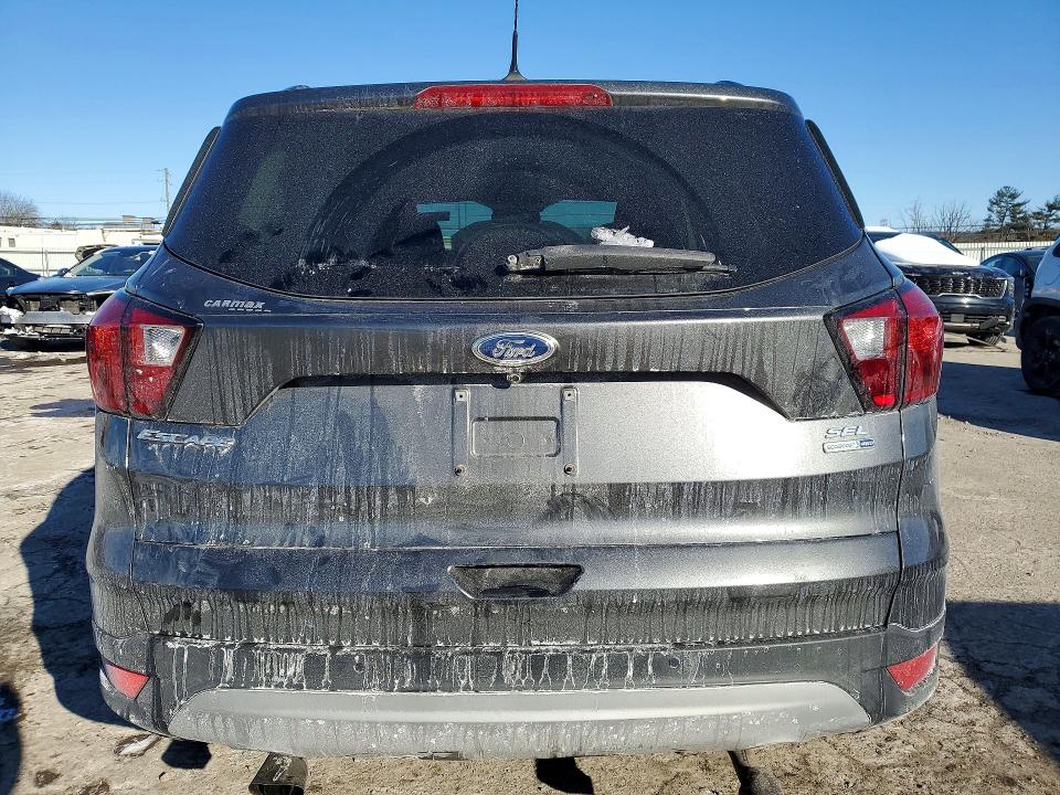 Photo 6 from auction – 2019 FORD ESCAPE with VIN 1FMCU9HD9KUA86641