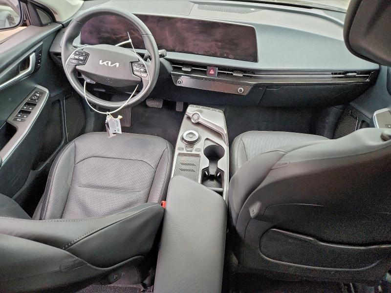 Photo 8 from auction – 2024 KIA EV6 LIGHT with VIN KNDC34LAXR5205390