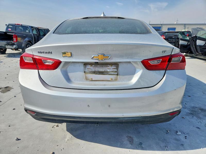 Photo 6 from auction – 2018 CHEVROLET MALIBU with VIN 1G1ZD5ST7JF245336