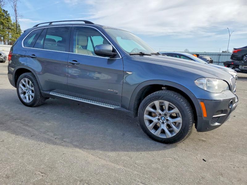 Photo 4 from auction – 2013 BMW X5 XDRIVE3 with VIN 5UXZV4C51D0B08190