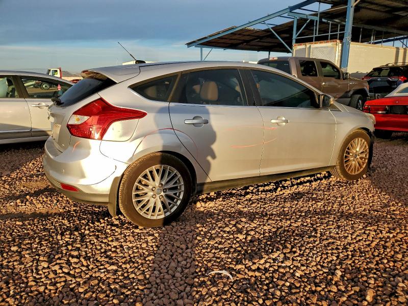 Photo 3 from auction – 2012 FORD FOCUS SEL with VIN 1FAHP3M23CL265581