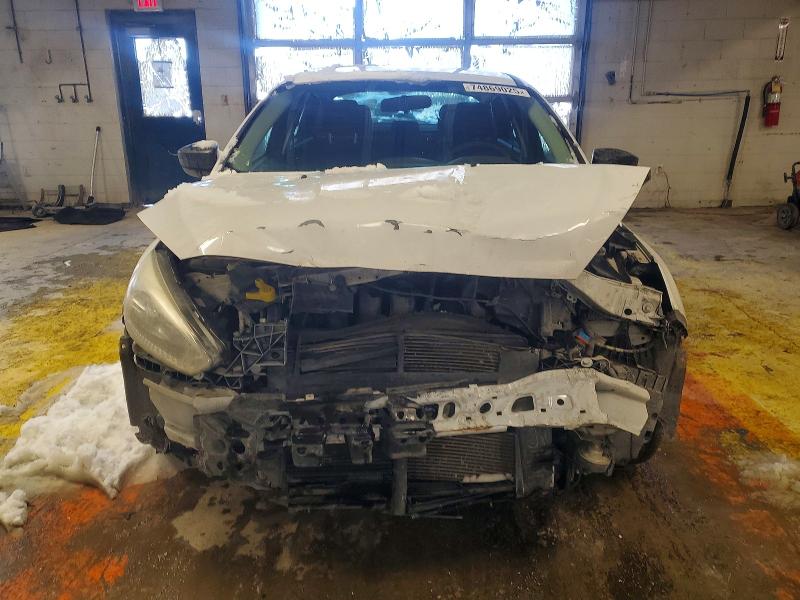 Photo 5 from auction – 2016 FORD FOCUS with VIN 1FADP3E28GL202480