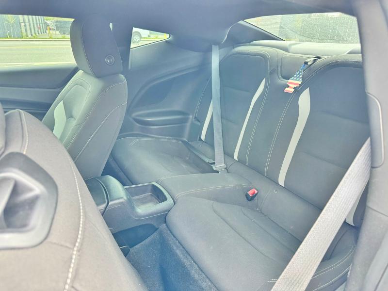 Photo 8 from auction – 2019 CHEVROLET CAMARO SS with VIN 1G1FE1R76K0151129