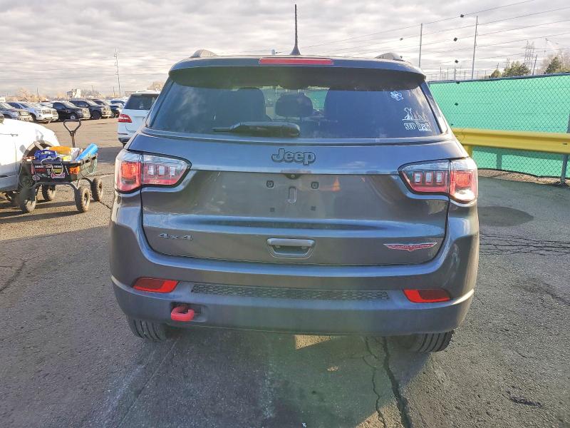 Photo 6 from auction – 2020 JEEP COMPASS with VIN 3C4NJDDB3LT196304
