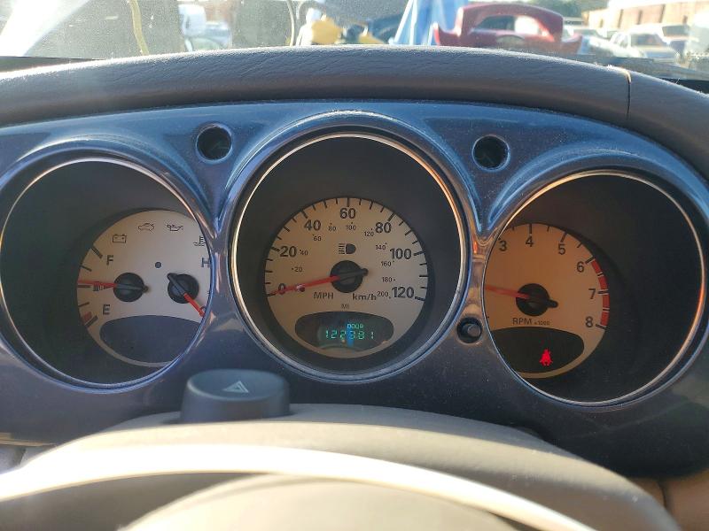 Photo 9 from auction – 2002 CHRYSLER PT CRUISER with VIN 3C8FY68B72T322912