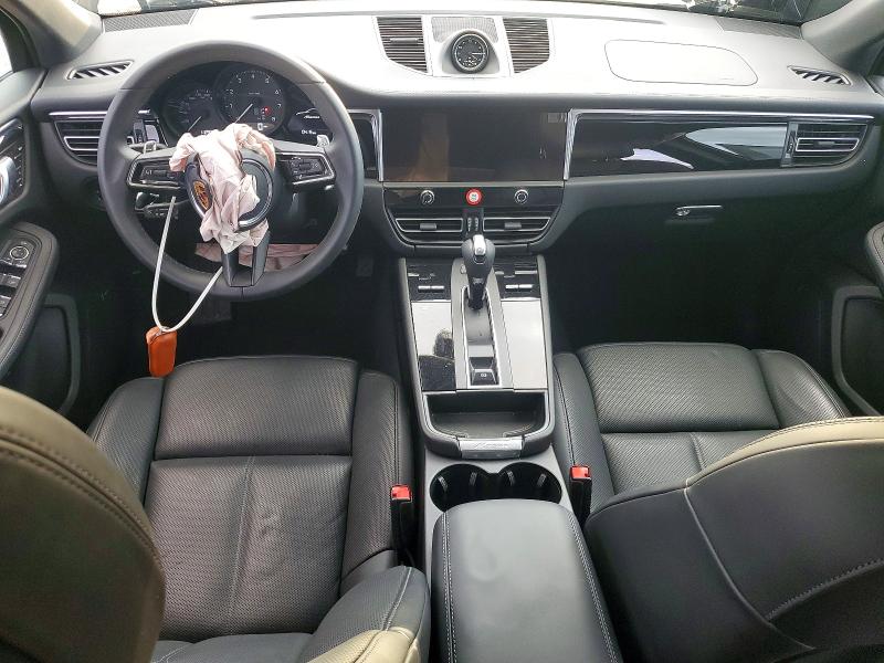 Photo 8 from auction – 2022 PORSCHE MACAN with VIN WP1AA2A50NLB07111