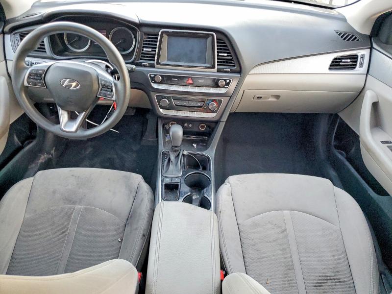 Photo 8 from auction – 2019 HYUNDAI SONATA with VIN 5NPE24AA8KH774789