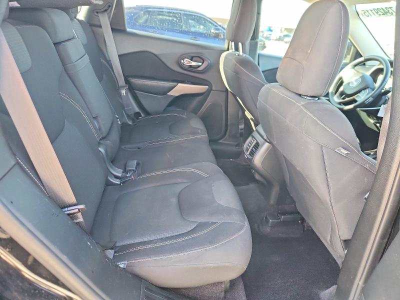 Photo 10 from auction – 2017 JEEP CHEROKEE L with VIN 1C4PJLCS2HW642951