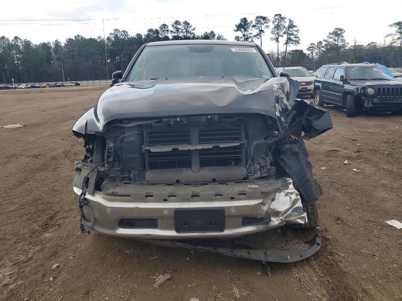 Photo 5 from auction – 2017 RAM 1500 with VIN 1C6RR6TT5HS747137