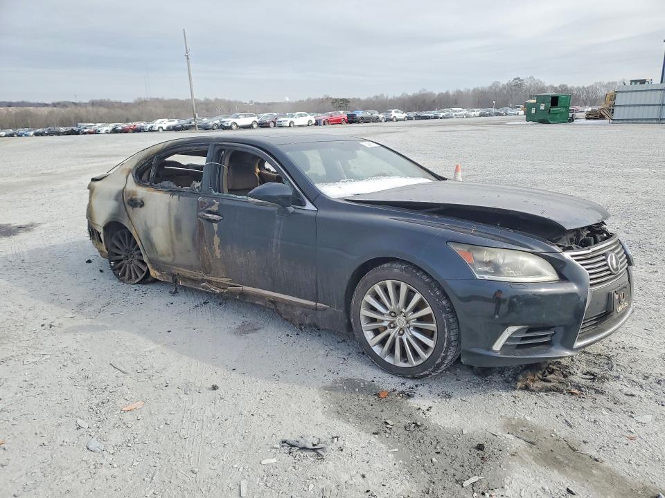 Photo 4 from auction – 2013 LEXUS LS 460L with VIN JTHDL5EF2D5005582