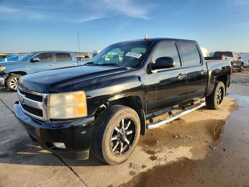 CHEVROLET SILVERADO 2011 with VIN 3GCPCTE0XBG270870 - Photo from auction
