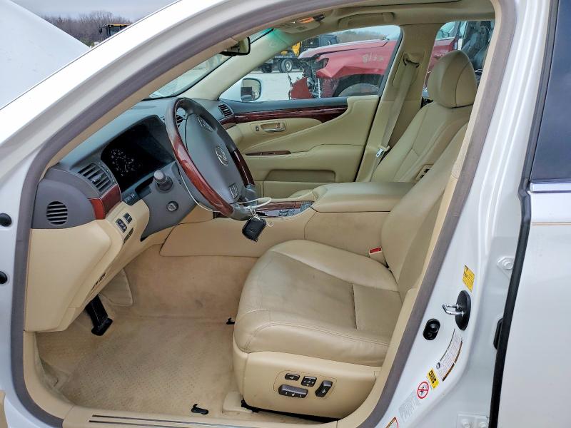 Photo 7 from auction – 2007 LEXUS LS 460L with VIN JTHGL46F275013417