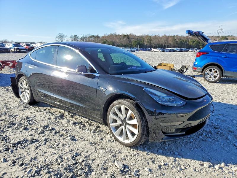 Photo 4 from auction – 2018 TESLA MODEL 3 with VIN 5YJ3E1EA1JF001666