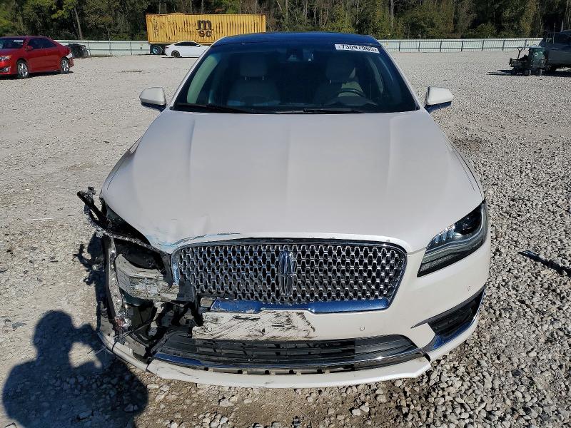 Photo 5 from auction – 2017 LINCOLN MKZ RESERV with VIN 3LN6L5EC3HR619863